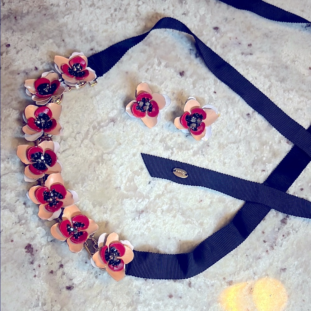Mng Necklace And Earring Set 24$